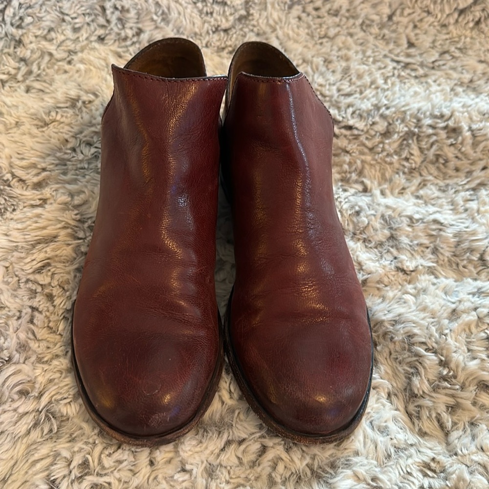 Frye Ankle Boots in Burgundy